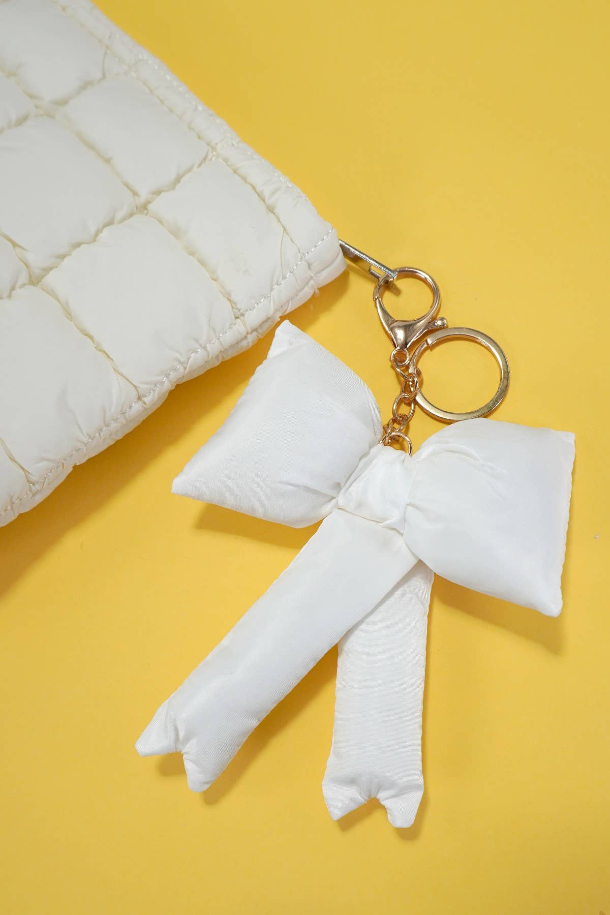 JOSSLYN by wall to wall - TRENDING PUFFY BOW RIBBON BAG CHARM KEYCHAIN | 40KC109