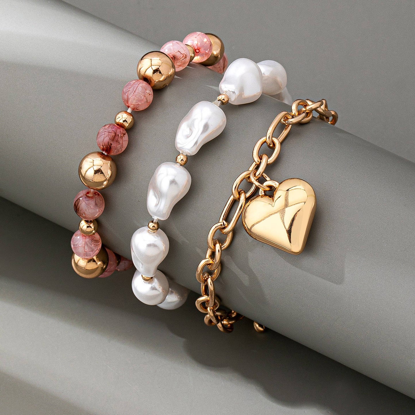 JOSSLYN by wall to wall - MULTI LAYER MIXED PEARL BEAD HEART CHARM BRACELET | 80B1549