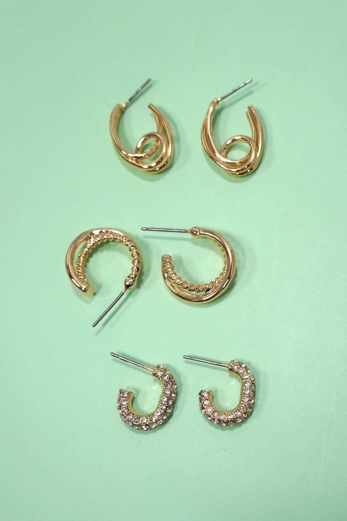 JOSSLYN by wall to wall - TRIO HUGGIE HOOP RHINESTONE TITANIUM POST EARRINGS | 80E5807