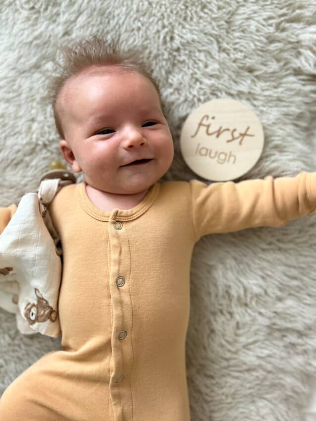 Ali+Oli - Baby Monthly Milestone Photo Prop Cards (24 milestones)