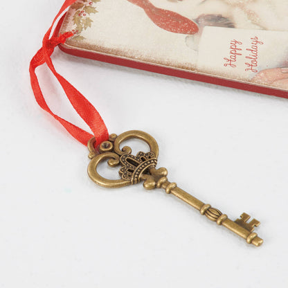 Primitives by Kathy - Santa's Magic Key Door Ornament