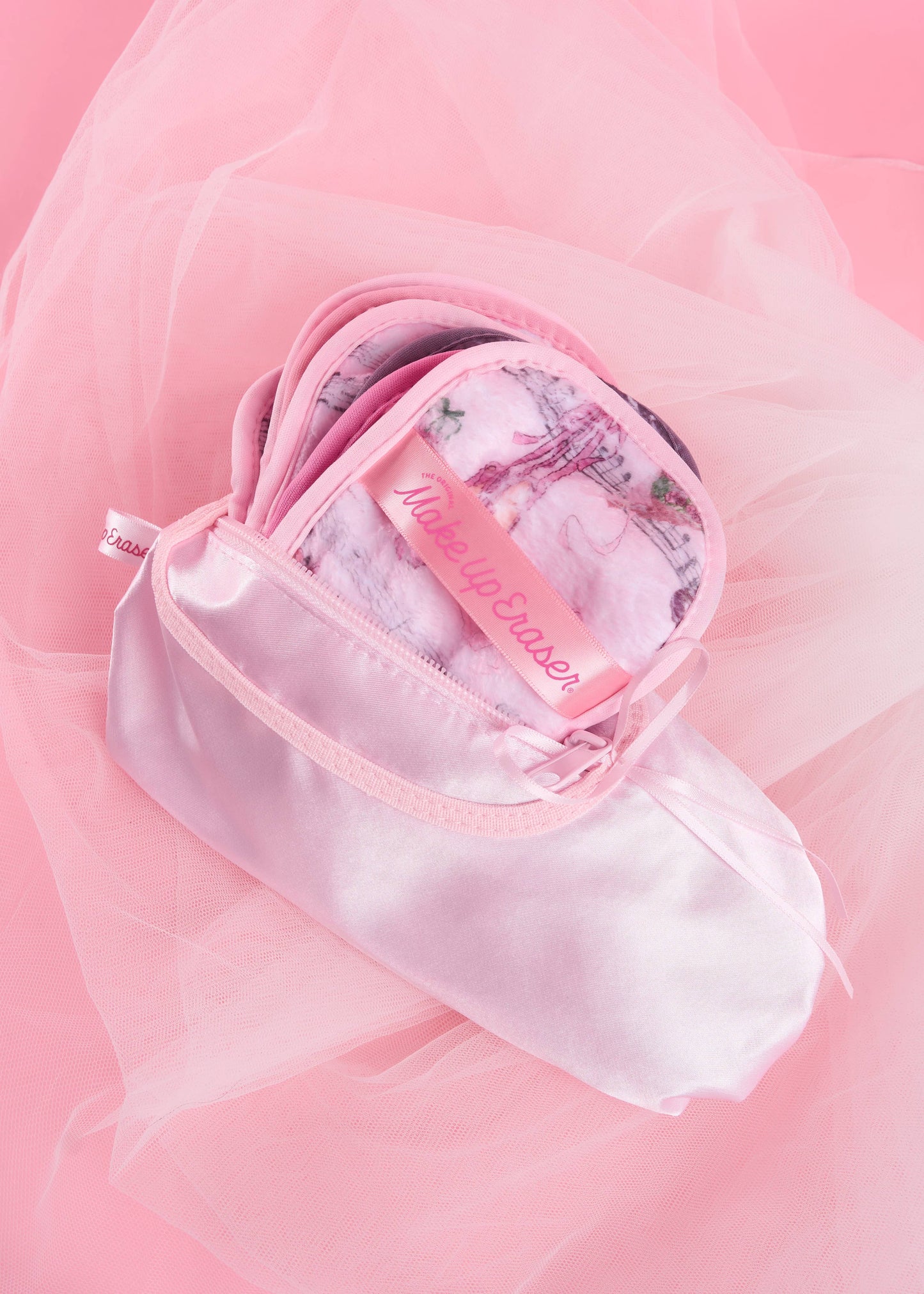 The Original MakeUp Eraser - Ballet Core MakeUp Eraser 7-Day Set | Bonus Pointe Shoe Case