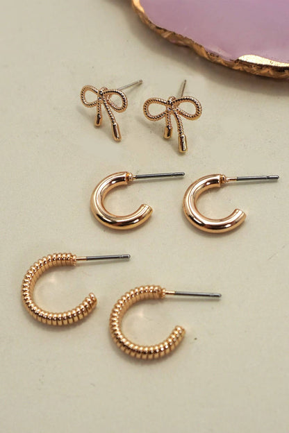 JOSSLYN by wall to wall - MINI BOW HUGGIE HOOP TRIO EARRINGS | 80E6406